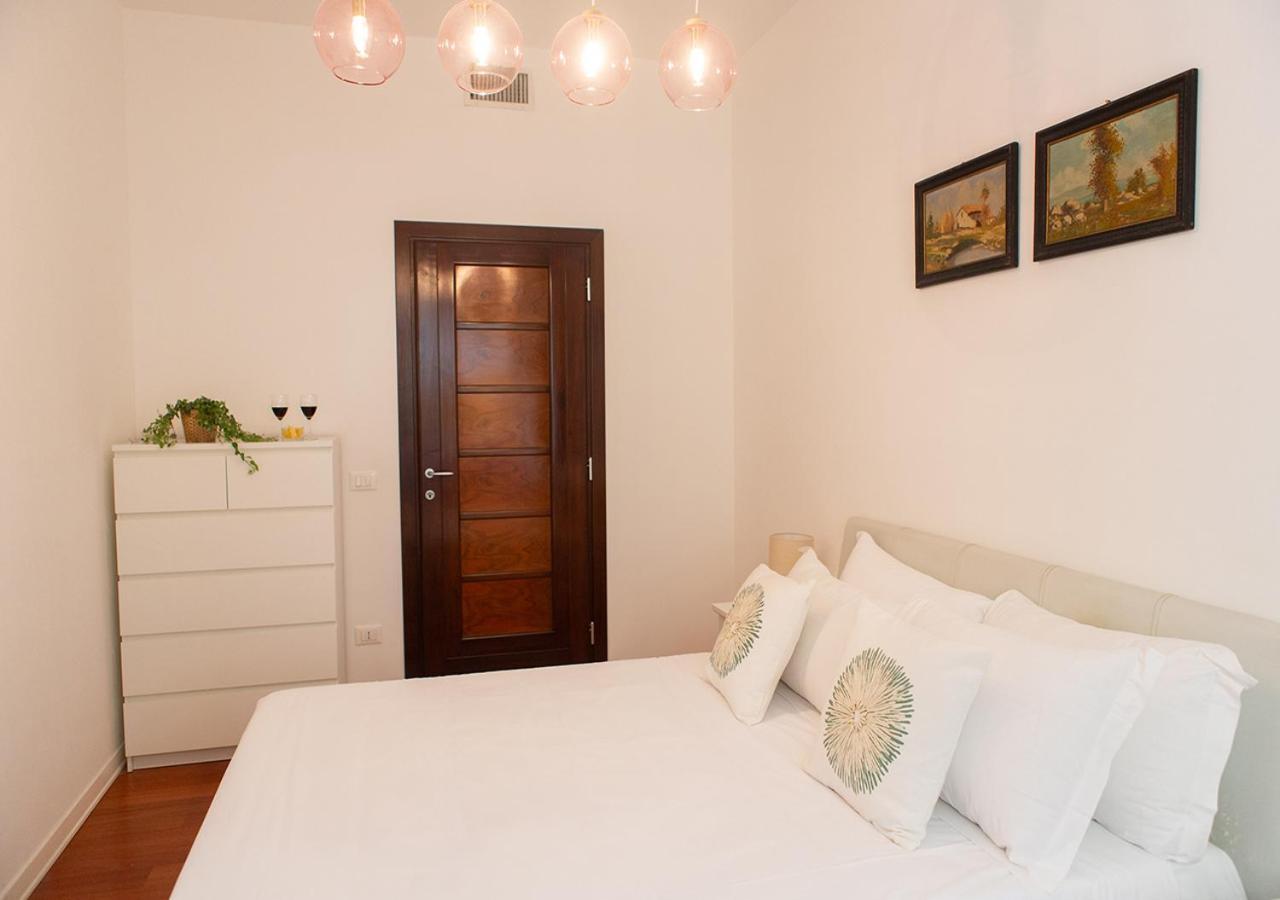 Termini Alever Apartament 3 Bedrooms Řím Exteriér fotografie